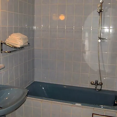 Le Petit Normand Bed & Breakfast
